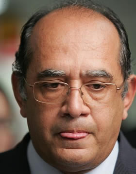 Gilmar Mendes mostrando a língua para você